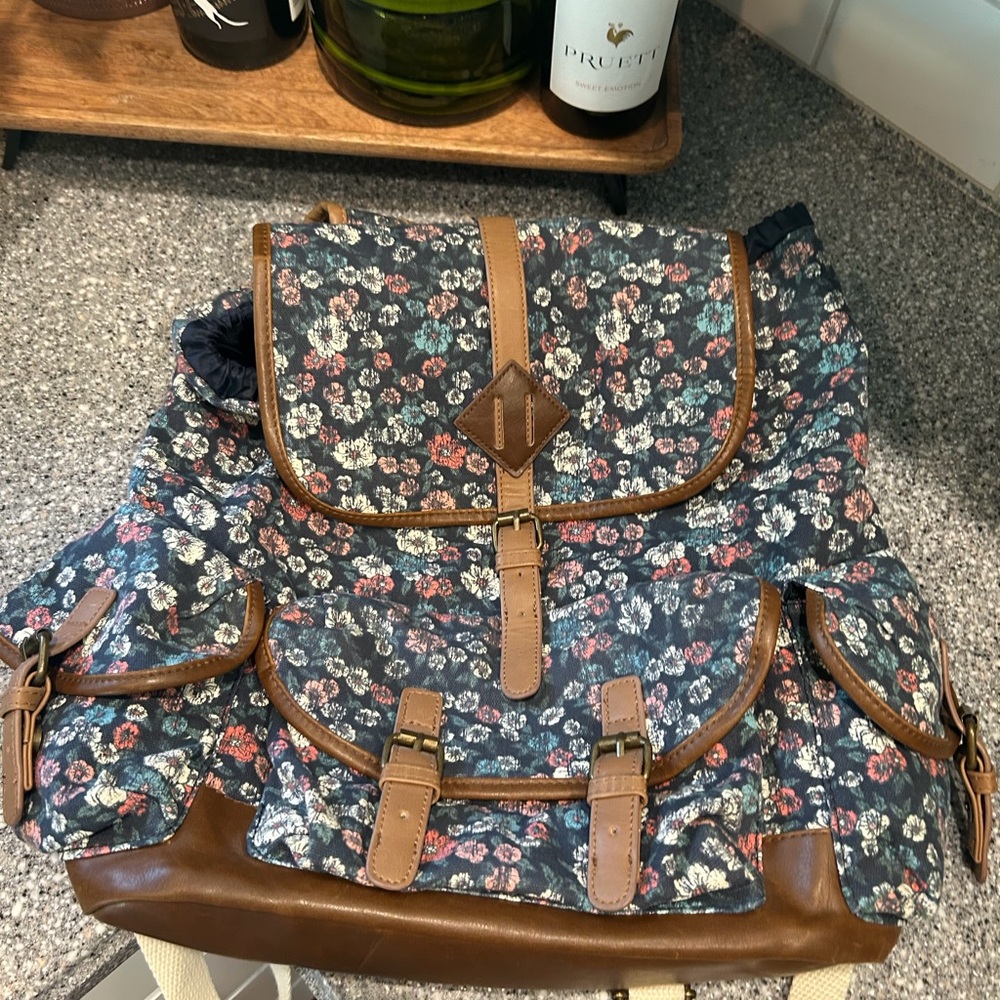 Mudd Floral Canvas Drawstring Backpack With Faux … - image 5